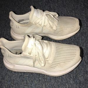 Size 6 white adidas sneakers!